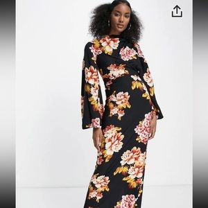 ASOS dress

Modest dress

Maxi dress

Hijabi

Flare sleeve

Floral print